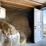 Ava Mykonos * Psarrou