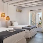 Ava Mykonos